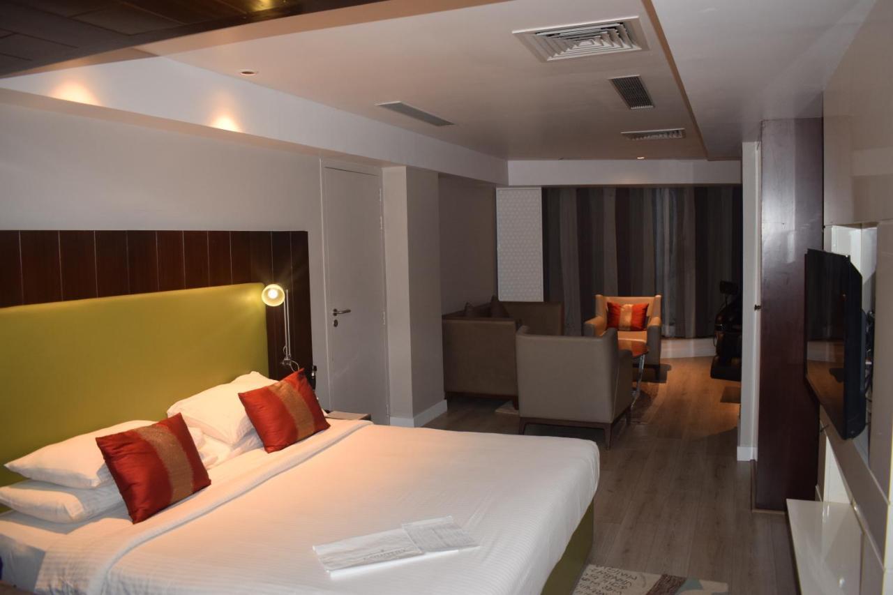 Country Inns & Suites By Radisson Manipal Eksteriør bilde